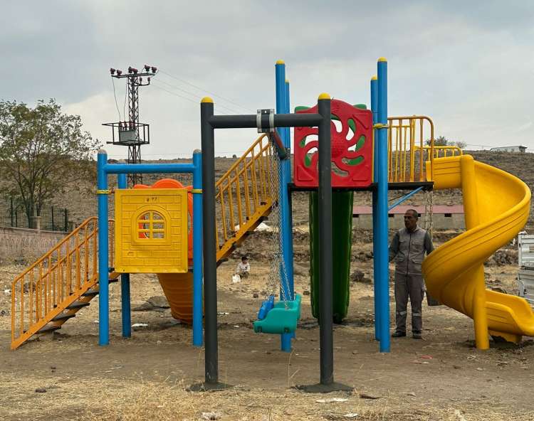 Çocuk Oyun Alanında Onarım Çalışması Tamamlandı